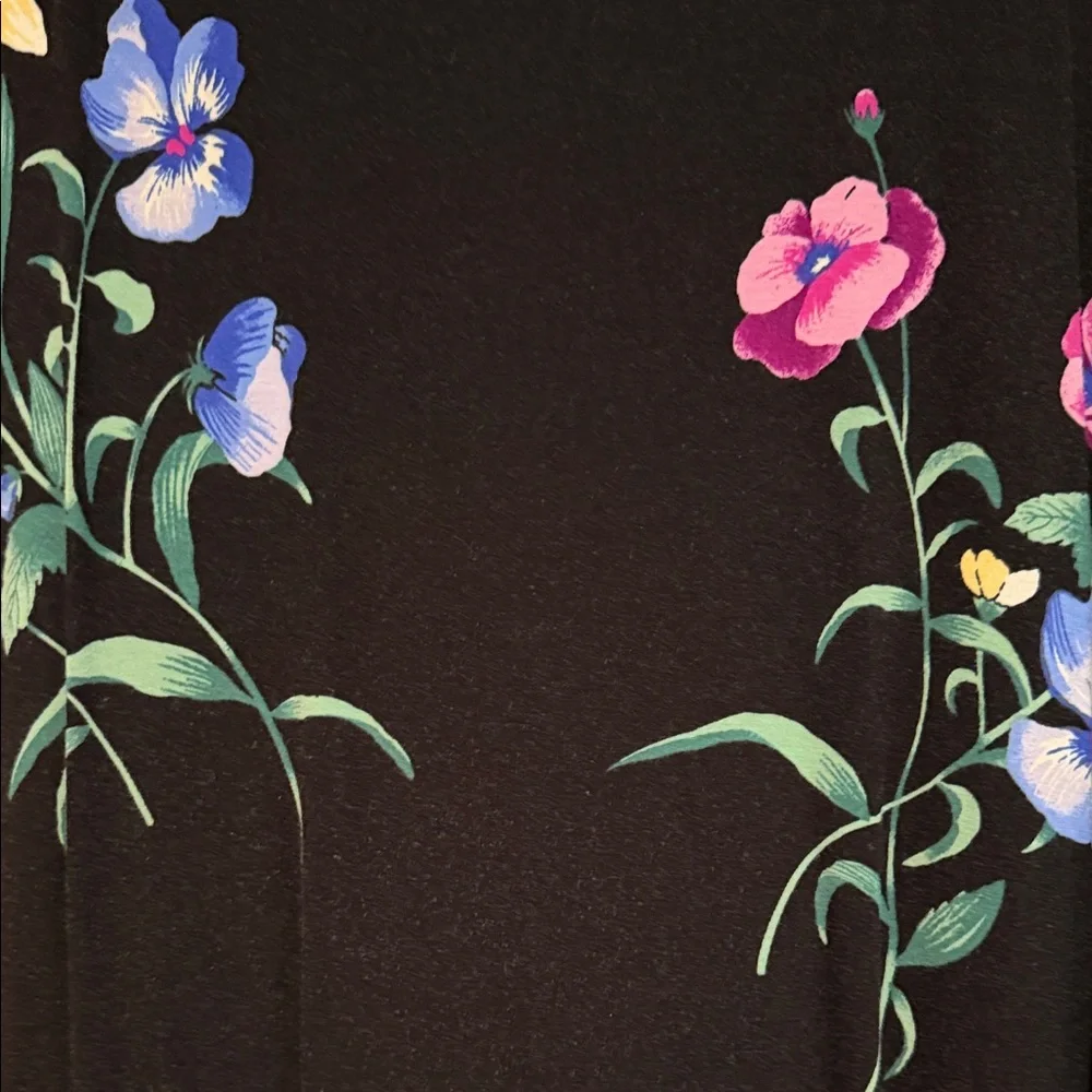 ⭐️Old Navy Black Floral Mini Dress - Picture 3 of 4